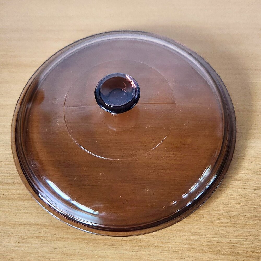 Pyrex 623C Amber Round Replacement Lid for Pyrex Fireside  1.5 Qt Casserole